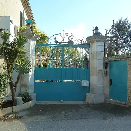 Apartment Studio A Suze La Rousse Avec Piscine Partagee Jardin Clos Et Wifi *